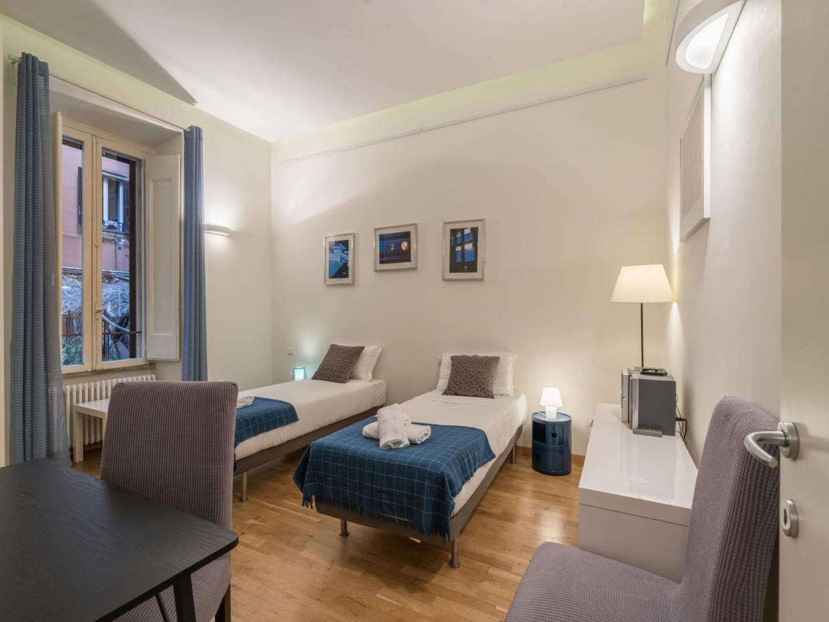 The Best Rent - Elegant Flat Near Colosseum 로마 외부 사진