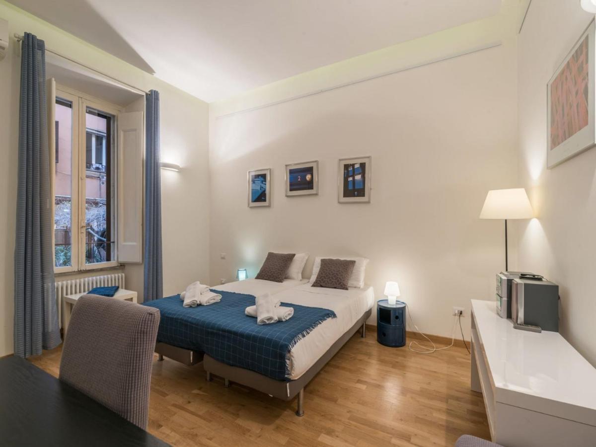 The Best Rent - Elegant Flat Near Colosseum 로마 외부 사진